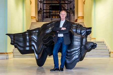 Tony Cragg - Rechte by Galerie Geuer & Geuer, Düsseldorf