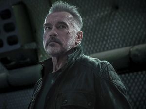 Arnold Schwarzenegger als T-800 in Terminator Arnold Schwarzenegger als T-800 in Terminator