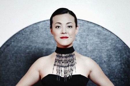 Lavinia Meijer veroeffentlicht neues Album Passaggio mit Harfenspiel