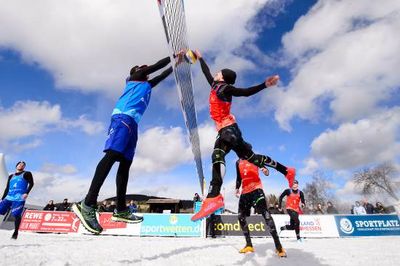 Am 7. und 8. Maerz 2020 sucht der Deutsche Volleyball-Verband DVV im Kurpark Oberstaufen nahe dem Fuenf-Sterne-Hotel Allgaeu Sonne die neuen Champions im Snow-Volleyball