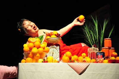 Es spielen Renate Blume als Annie, Viktoria Brams als Ruth, Ursula Karusseit als Jessie, Uta Schorn als Celia, Walfriede Schmitt als Ruth und schließlich Angelika Mann, die Luette, als Cora.