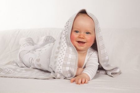 Kuscheldecke fuer Babys