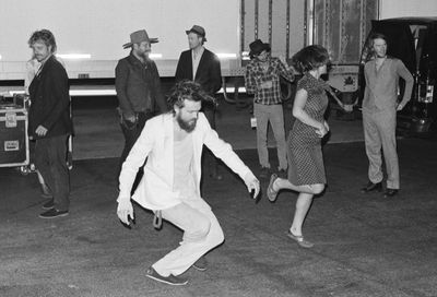 Edward Sharpe and the Magnetic Zeros geben Deutschlandkonzert 2014