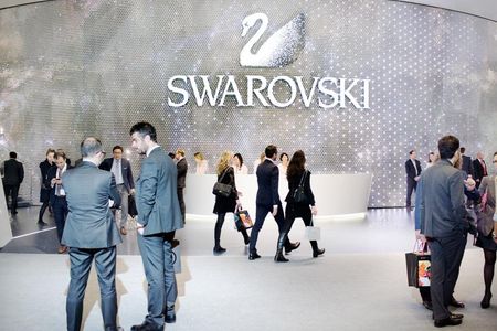 Baselword Swarowski Stand