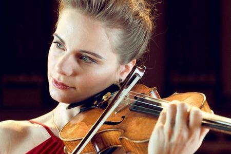 Geigerin Julia Fischer gibt Konzert in Regensburg