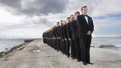 Der Estnische Nationale Maennerchor RAM präsentiert sein Koennen