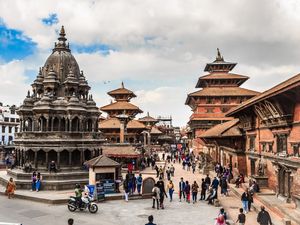 Luxusreisen im Himalaya: Magisches Nepal und Bhutan Luxusreisen im Himalaya: Magisches Nepal und Bhutan