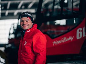 Kai Ruppel, bekannt aus der RTL-Serie „Bauer sucht Frau“ mit seiner großen Liebe. Seit dieser Wintersaison fährt der Single-Mann aus Hessen Pistenbully in Hochfügen/Zillertal in Tirol Kai Ruppel, bekannt aus der RTL-Serie „Bauer sucht Frau“ mit seiner großen Liebe. Seit dieser Wintersaison fährt der Single-Mann aus Hessen Pistenbully in Hochfügen/Zillertal in Tirol