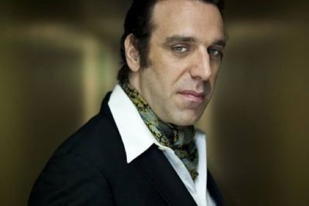 Chilly Gonzales veroeffentlicht neues Album Re-Introduction Etudes