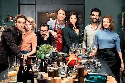 Elyas M’Barek, Florian David Fitz, Jella Haase, Karoline Herfurth, Frederick Lau, Wotan Wilke Moehring und Jessica Schwarz spielen die Hauptrollen in DAS PERFEKTE GEHEIMNIS