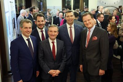 Thomas Rick, Bozidar Radner, Oberbuergermeister Thomas Geisel, Dr. Markus Steilemann, Marco van der Meer