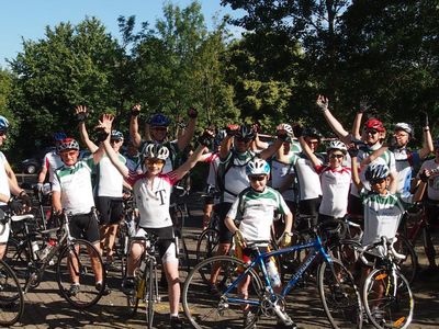 Spenden-Radtour der Stiftung Ride for Reading durch Frankreich