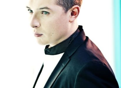 John Newman erobert mit Love Me Again die Spitze der UK-Charts
