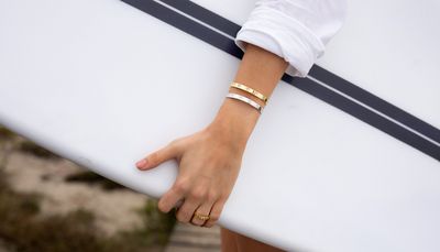 ARMSCHMUCK, die Spielformen von Armketten und -spangen sind unendlich