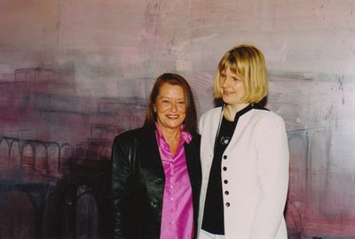 Karin Kahlhofer und Galeristin Angelika Kallenbach