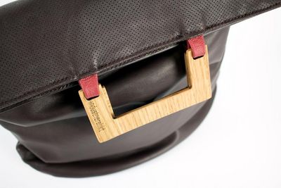 Ledertasche von der Marke Industrierelikt