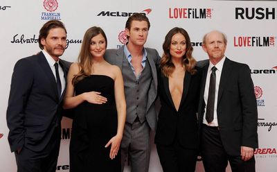 Stars Daniel Bruehl, Alexandra Maria Lara, Chris Hemsworth, Olivia Wilde und Regisseur Ron Howard auf der London-Premiere von RUSH - ALLES FUER DEN SIEG.