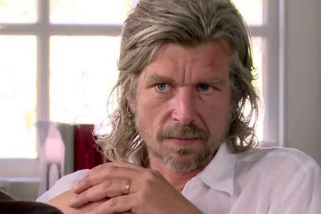 Erneut schafft es der Autor Karl Ove Knausgård uns in eine Geschichte zu ziehen