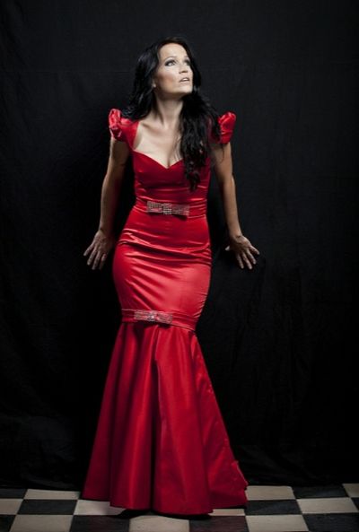 Konzert Rock: Ex-Nightwish-Sängerin Tarja zeigt sich im Dezember auf ihrer „Christmas In The Hearts Tour“ von ihrer sanften Seite