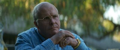 Auch Christian Bale, der einen Golden Globe gewann, wurde von Kelleth Cuthbert, als mysteriöses Maedchen in Blau, die Show gestohlen