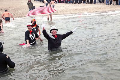 Neujahrsschwimmen