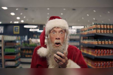Szene aus dem diesjährigen Weihnachtsspot von Edeka