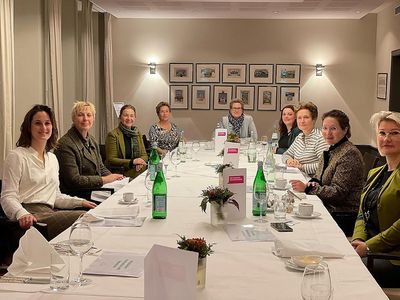 Familienunternehmerinnen im Industrie-Club