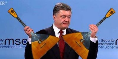 Petro Poroschenko vor laufenden Kameras