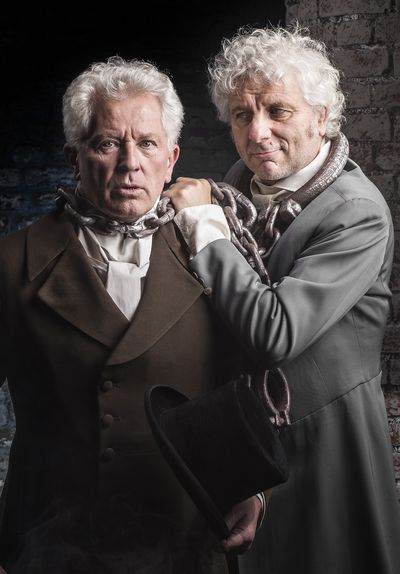 Die Muenchner Tatort-Kommissare Miroslav Nemec und Udo Wachtveitl rezitieren Eine Weihnachtsgeschichte von Charles Dickens