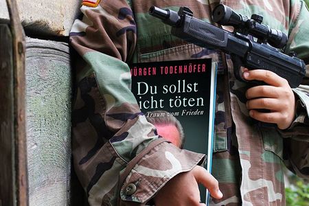 Juergen Todenhoefer, Du sollst nicht toeten.