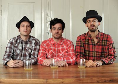 Ghost Town Trio veroeffentlicht neues Album Dont make your mama cry