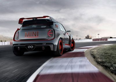 Der Mini John Cooper Works GP Concept ist das Muskelpaket der Autobauer mit einem riesigem Heckfluegel