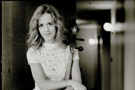 Sol Gabetta gibt Konzert in Baden-Baden