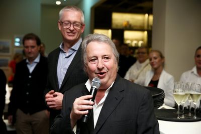 Herbert Seckler war der einzige der Verantwortlichen mit viel Herzlichkeit am Eroeffunungstag der Sansibar
