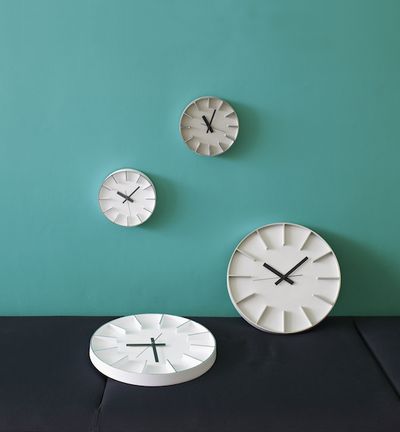 Stil Lemnos Wanduhr Edge