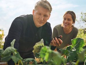 Ana Ivanović und Bastian Schweinsteiger: Ab sofort sind sie Toom-Testimonials Ana Ivanović und Bastian Schweinsteiger: Ab sofort sind sie Toom-Testimonials