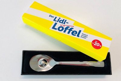 In diesen Loeffel passen 20 Prozent weniger  von allem was damit abgemessen wird