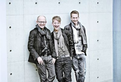 Falk und Sons gibt Konzert in Duesseldorf