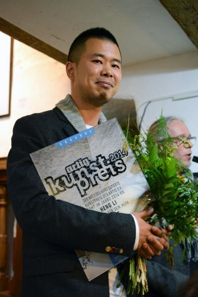 Heng Li kurz in der Galerie kunstreich des artig e. V. in Kempten