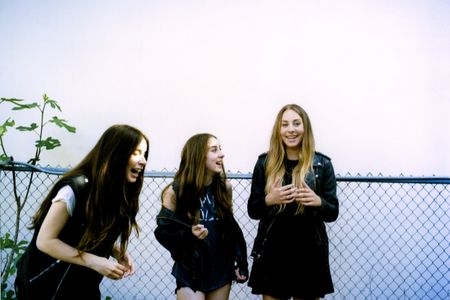 Haim veroeffentlichen am 27.09.2013 ihr Debuetalbum Days Are Gone