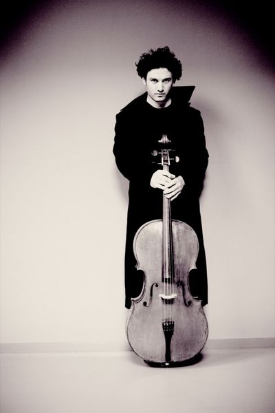 Nicolas Altstaedt tritt bei den Schwetzinger SWR Festspiele 2014 auf
