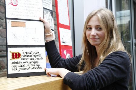 Zehntklässler der Pfrimmtal-Realschule Plus präsentieren ihre Abschlussarbeiten im Nibelungenmuseum Worms