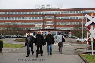 Opelaner nehmen Abschied