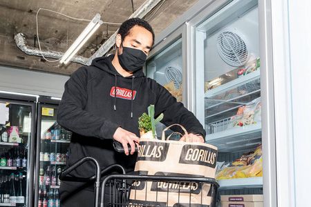Die Gorillas liefern in 10 Minuten - kann das funktionieren