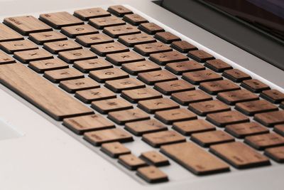 Lazerwood Keyboard aus Holz