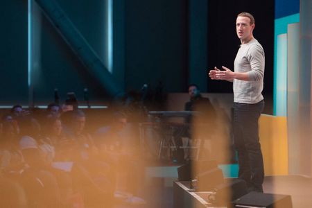 CEO Mark Zuckerberg auf dem Facebook Communities Summit 2019