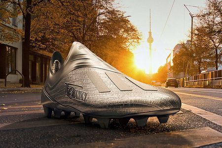 Bekannt fuer sportliche Werbung und Sponsoring wie hier bei Union Berlin Adidas steht auf dem Treppchen der Best Brands 2019 ganz oben