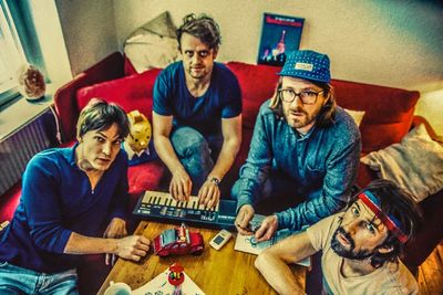 Die Hoechste Eisenbahn veroeffentlicht neue CD