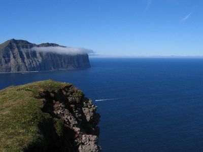 Island Meer und Berge