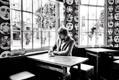 Musik/Konzert Pop: Der Singer/Songwriter Johannes Falk war bereits mit Philipp Poisel & den Söhnen Mannheims auf Tour und veröffentlichte nun sein neues Album "360°"